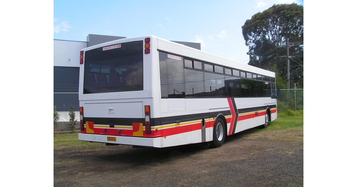 1998 VOLGREN BODY MID MOUNT ALUMINIUM VOLVO COACH for sale (refcode ...