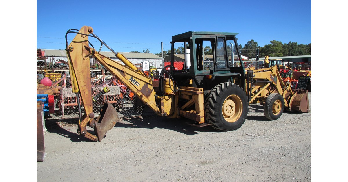 MASSEY FERGUSON 40E BACKHOE FRONT END LOADER for sale (refcode TA1269233)