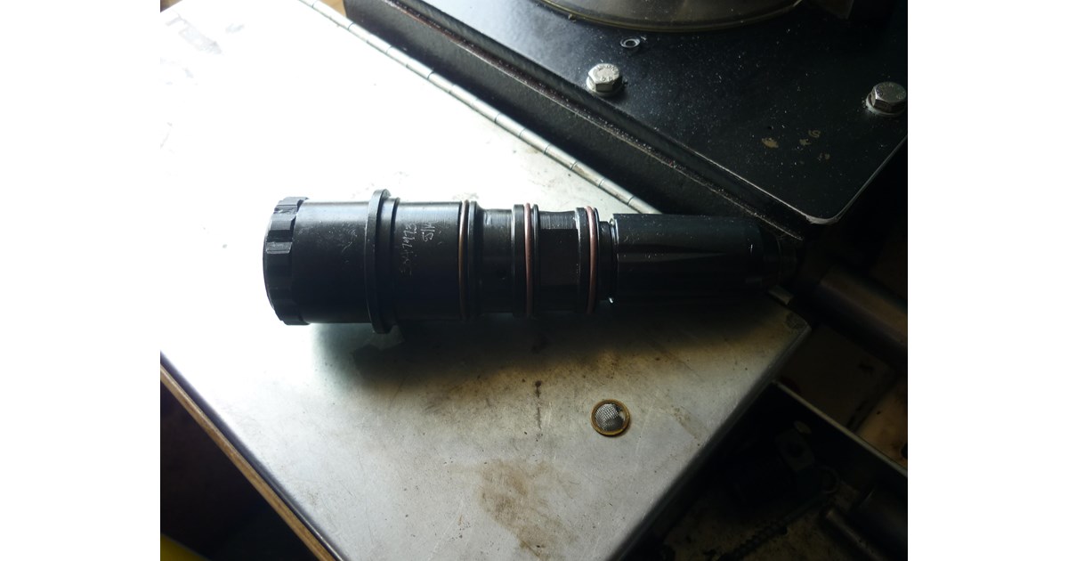 CUMMINS BIG CAM 3 AND 4 TOP STOP INJECTORS for sale (refcode TA752817)