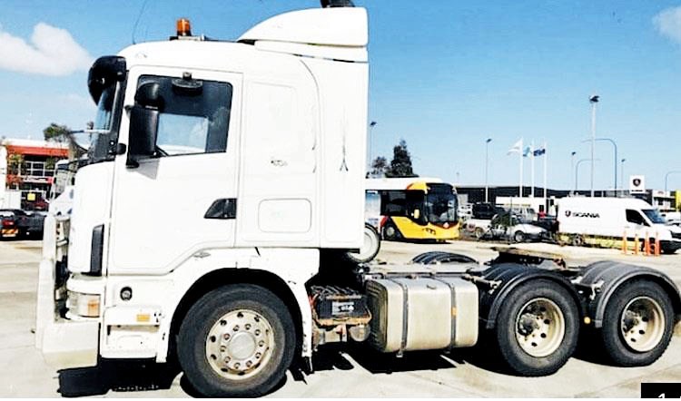 2004 SCANIA R164 for sale (refcode TA925526)
