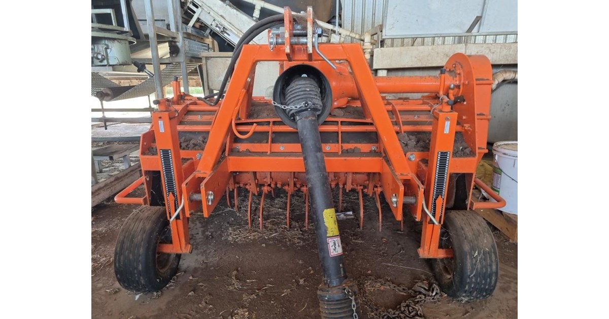 STRUIK 2RF165 BED FORMER Single Row Bed Former for sale (refcode TA1075514)