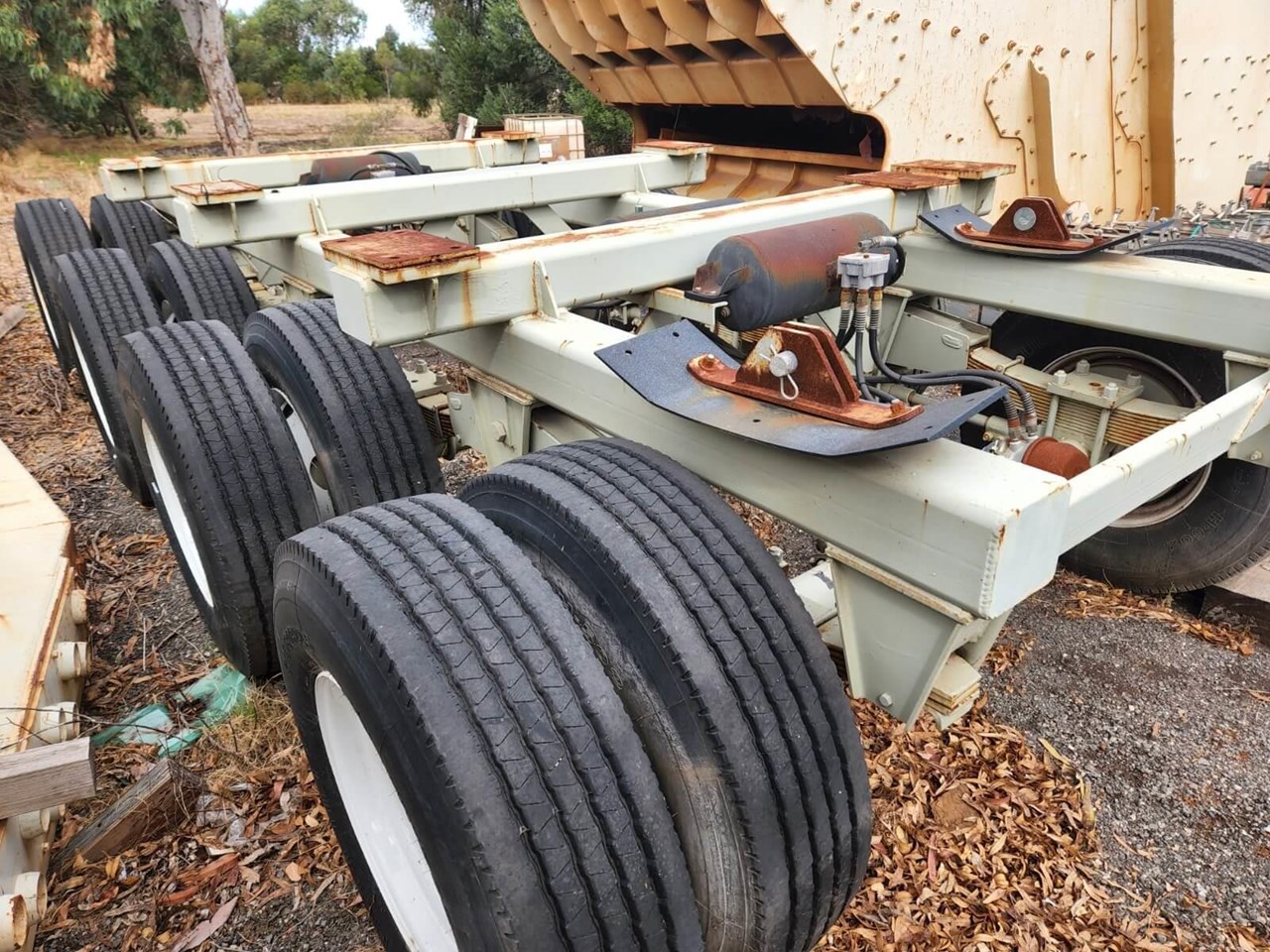 BOGIE AXLE QUAD AXLE SUSPENSION BOGIE for sale