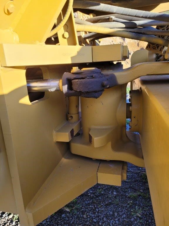 2005 CATERPILLAR CS433E for sale (refcode TA1140797)