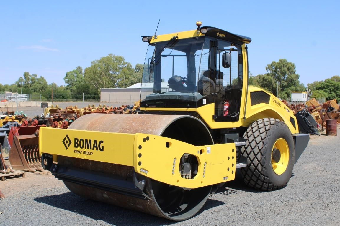 2021 BOMAG BW213D-5 for sale