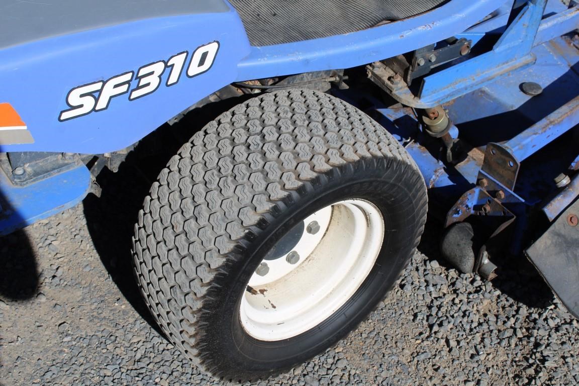 2014 ISEKI SF310 WITH 72