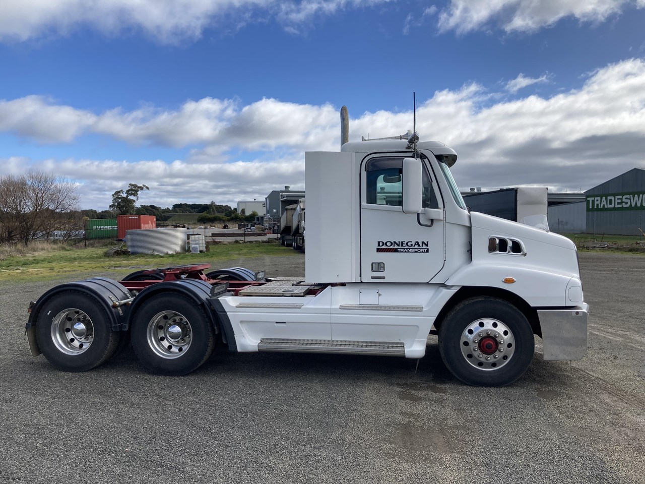 2011 FREIGHTLINER CENTURY CLASS C112 FLX for sale