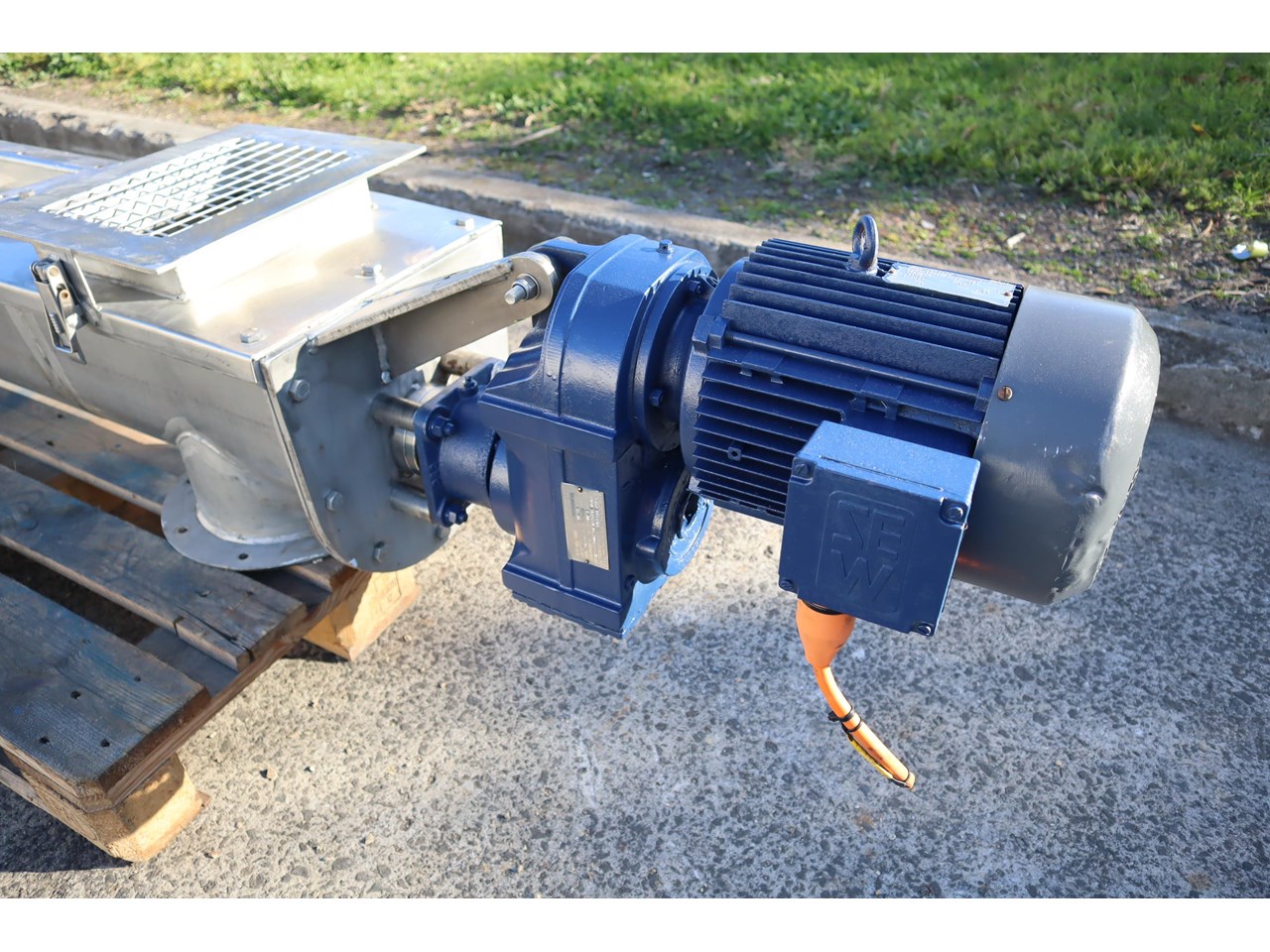 STAINLESS STEEL DOUBLE OUTLET AUGER FEEDER SCREW CONVEYOR 2M LONG SCREW ...