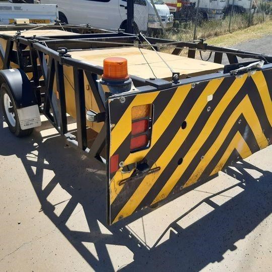 2011 ATTENUATOR ENERGY ABSORPTION TRAILER ATTENUATOR TRAILER for sale