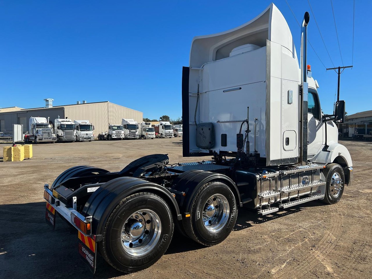 2017 KENWORTH T610 For Sale