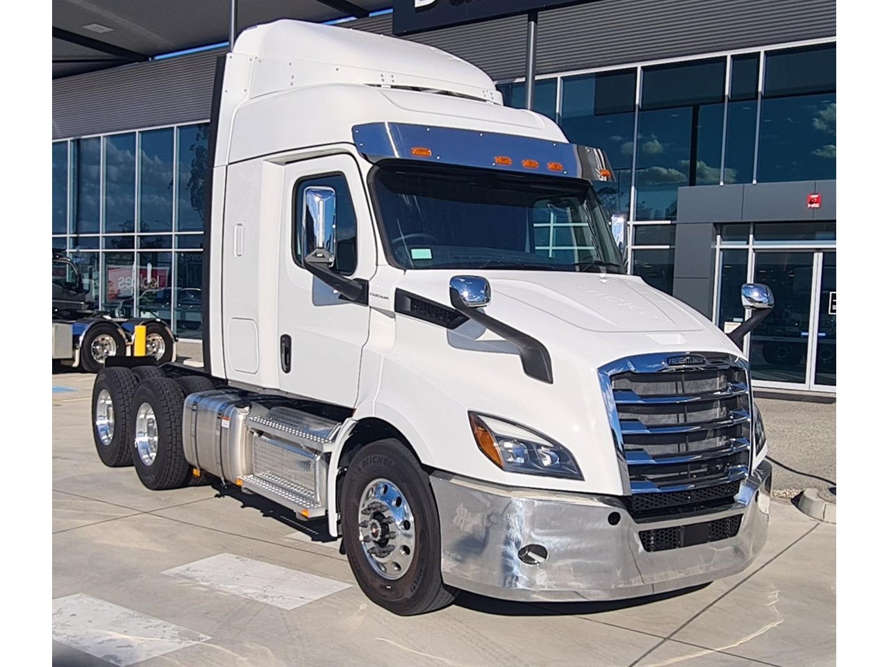 2023 FREIGHTLINER CASCADIA for sale