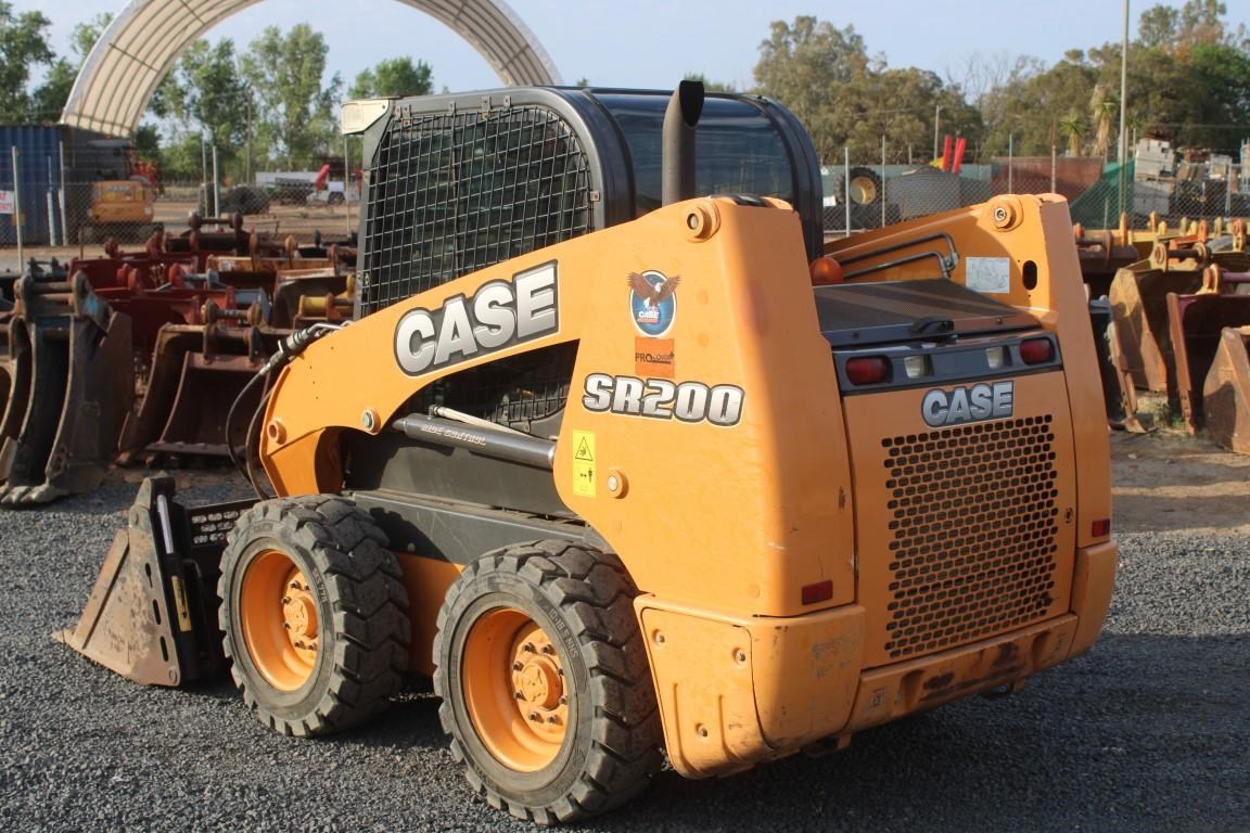 2013 CASE SR200 for sale