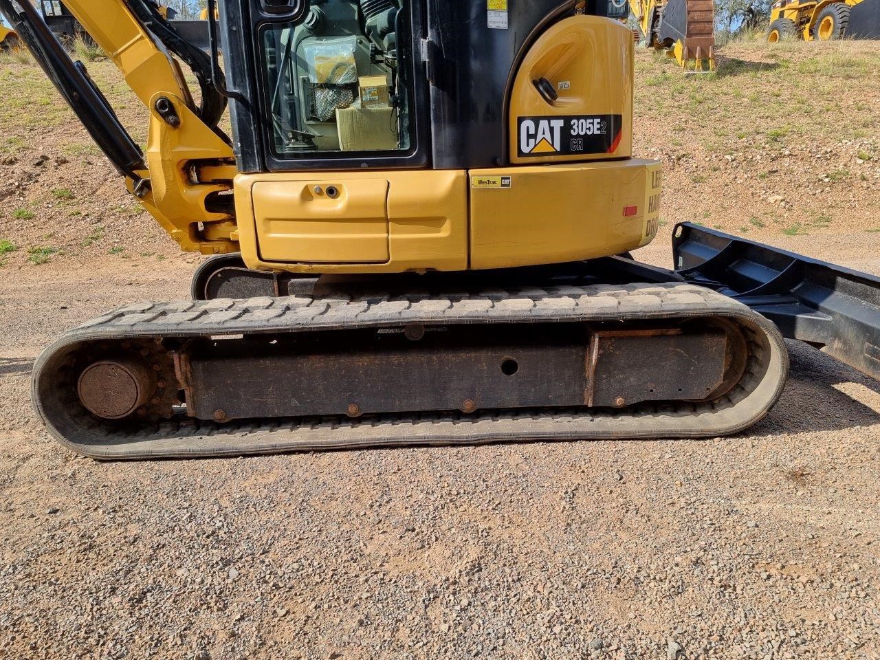 thumbnail image 2 of CAT Caterpillar 303.5E2, 304E2, 305E2, 305.5E2 CR Operation & Maintenance Manual – OEM 2 of 6