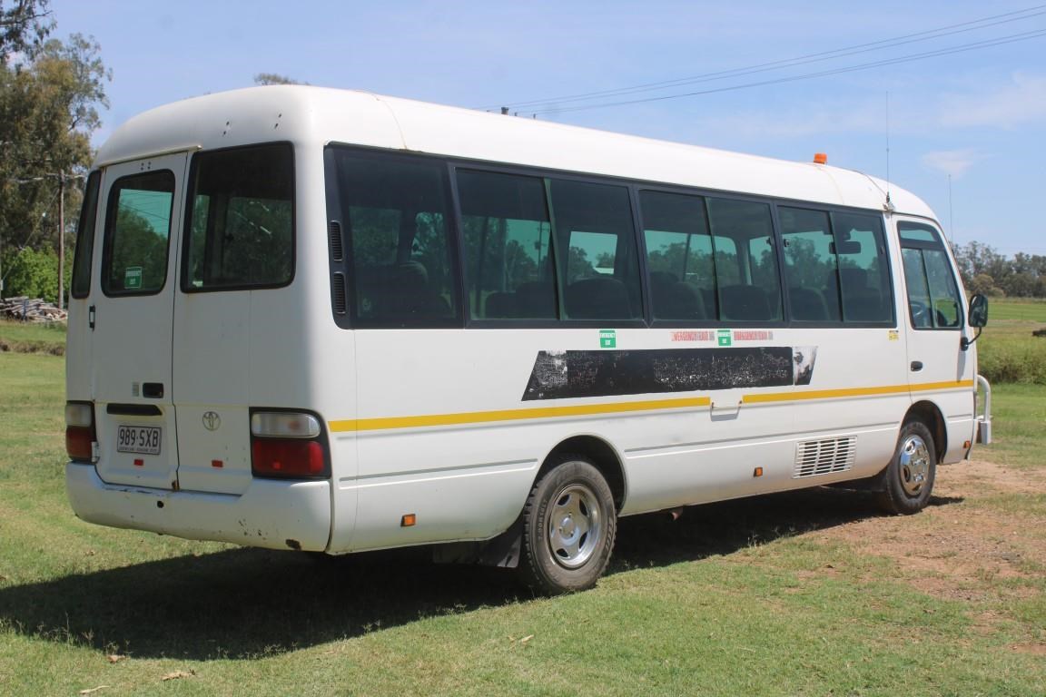 2003 TOYOTA COASTER BUS for sale refcode TA1201945