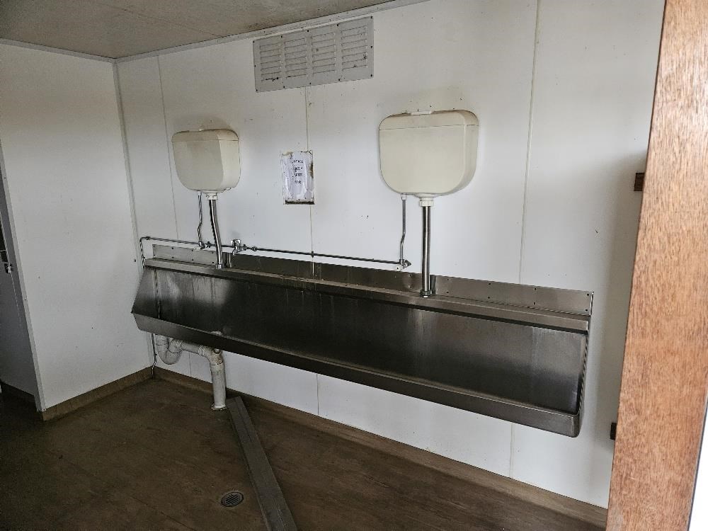 ABLUTION 11 X 3 Atco 11x 3 metre Portable Ablution Block for sale