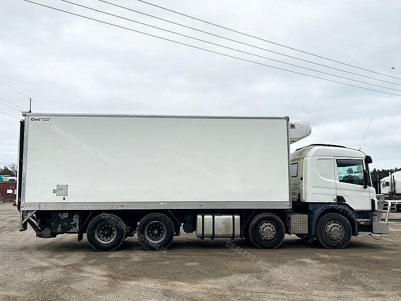 2004 SCANIA TWIN STEER for sale (refcode TA1202934)