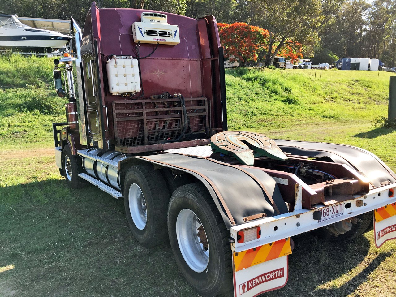 2004 KENWORTH T404 ST for sale (refcode DIY1205569)