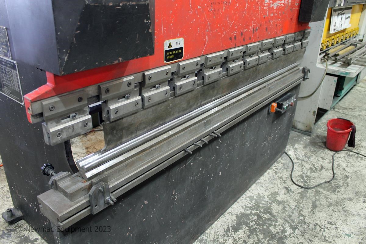 MNGIL WC67Y63/2500 PRESS BRAKE FOLDER for sale (refcode TA1208219)