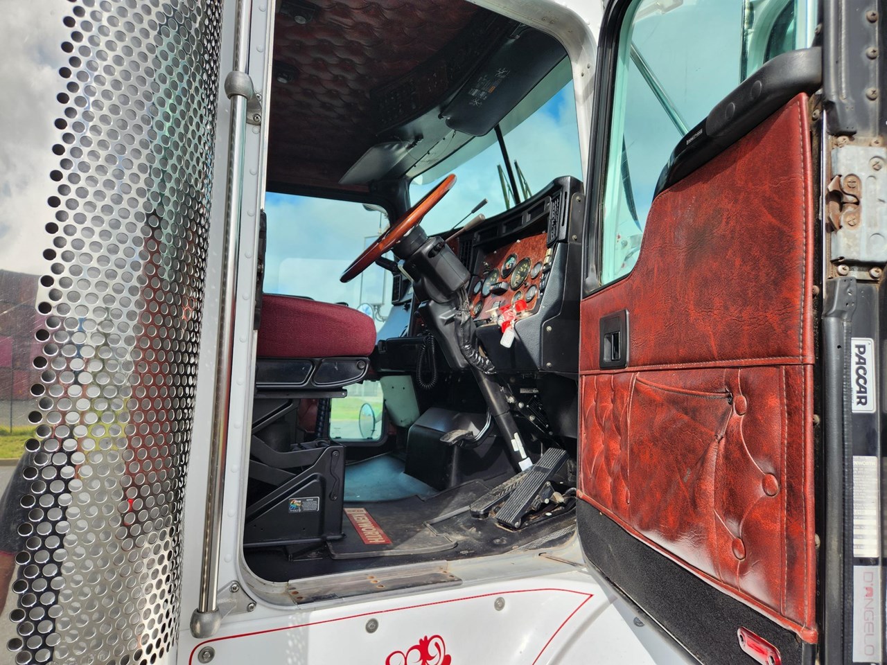 KENWORTH T408 for sale (refcode TA1209002)