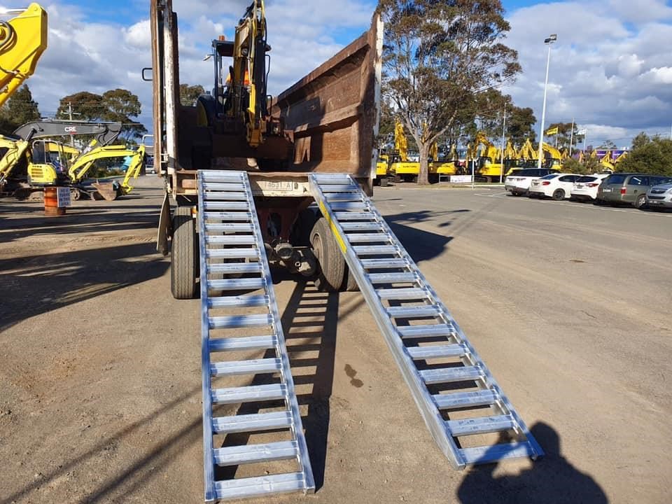 JETLAND 4.5M 3TONNE HEAVY DUTY RUBBER TRACK MACHINERY LOADING RAMPS for ...
