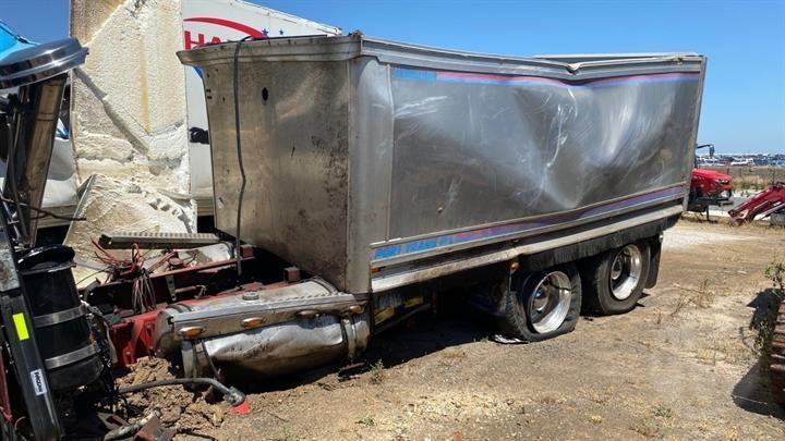 2005 KENWORTH T404 for sale (refcode TA1212062)