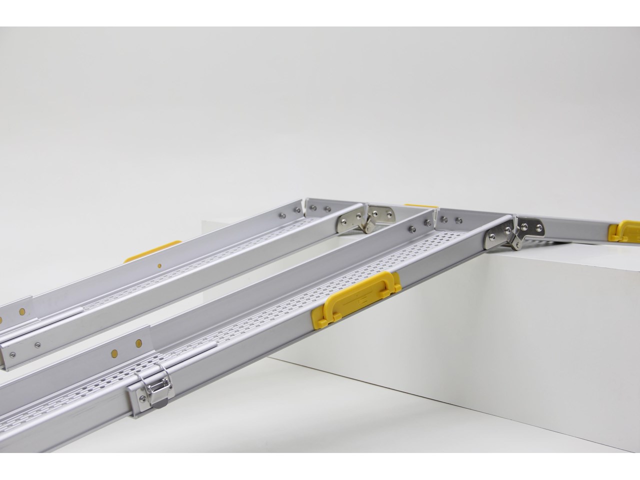 Telescopicflat Ramps JETLAND 2.7M 270KG COMBINATION FOLD & TELESCOPIC WHEELCHAIR RAMP for ...
