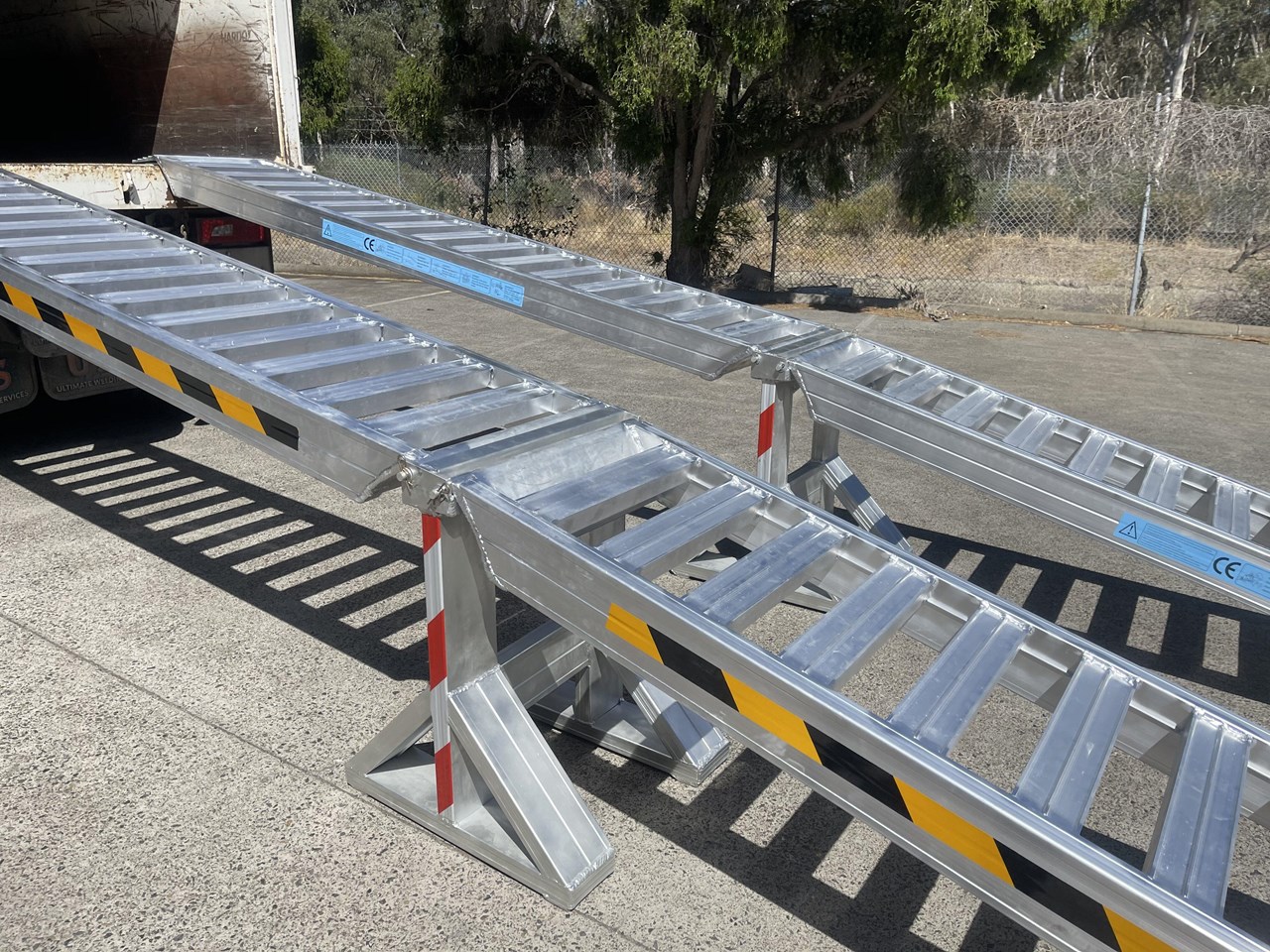 JETLAND 6M 5TONNE CENTER SUPPORTED LOADING RAMPS for sale (refcode ...