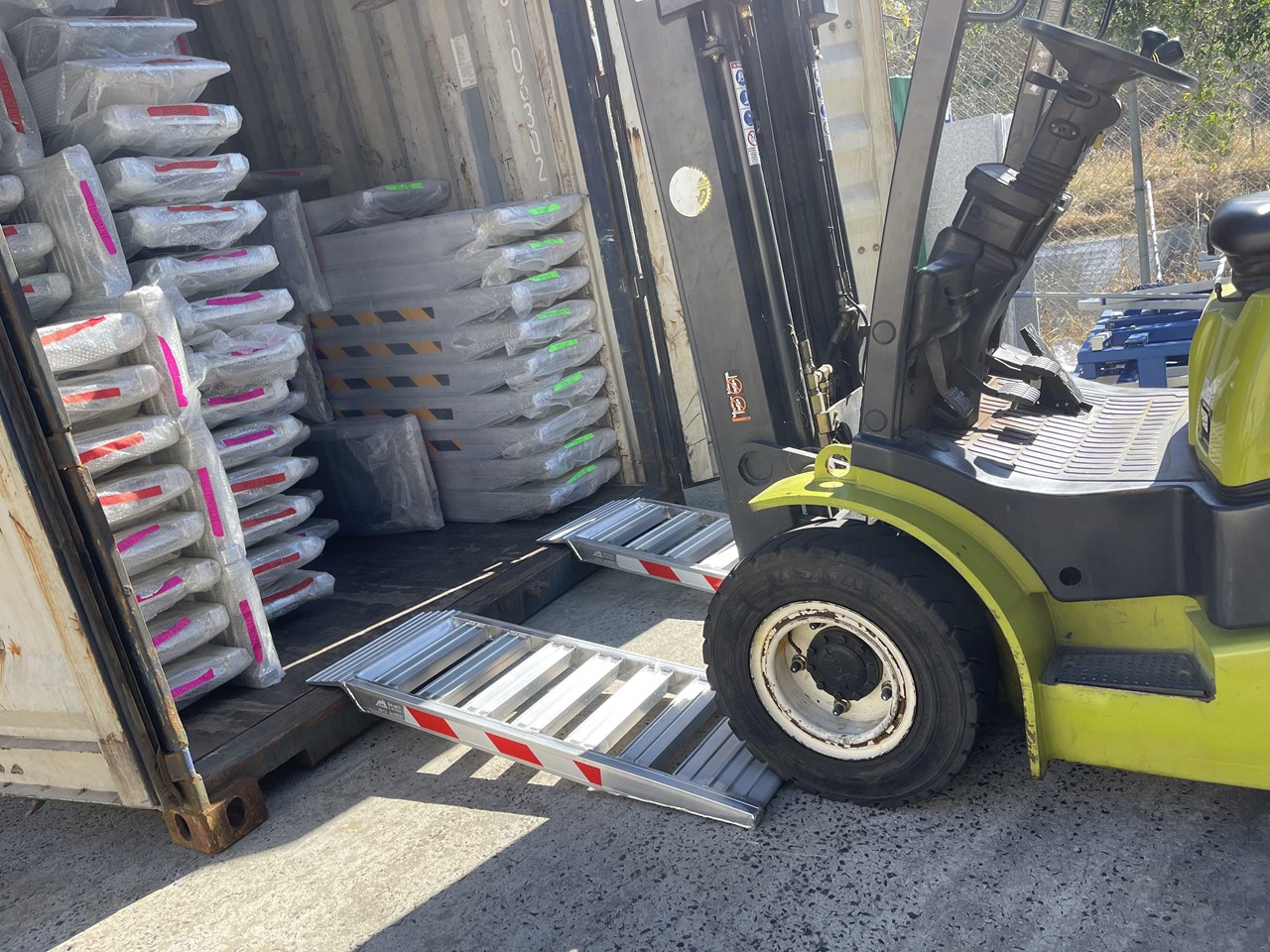 JETLAND 2M 6TONNE CONTAINER LOADING RAMPS for sale (refcode TA1214457)