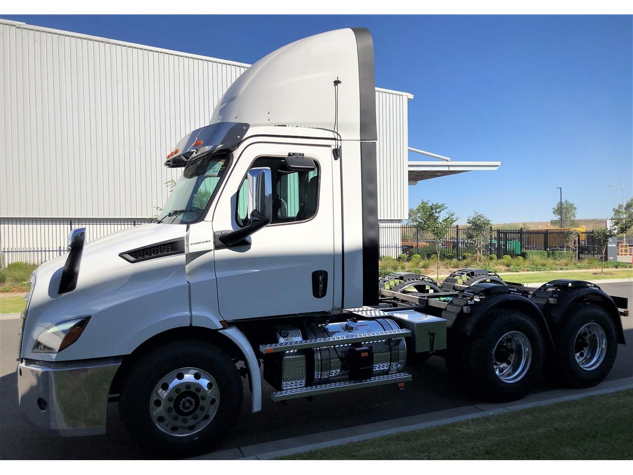 2024 FREIGHTLINER CASCADIA for sale (refcode TA1209004)