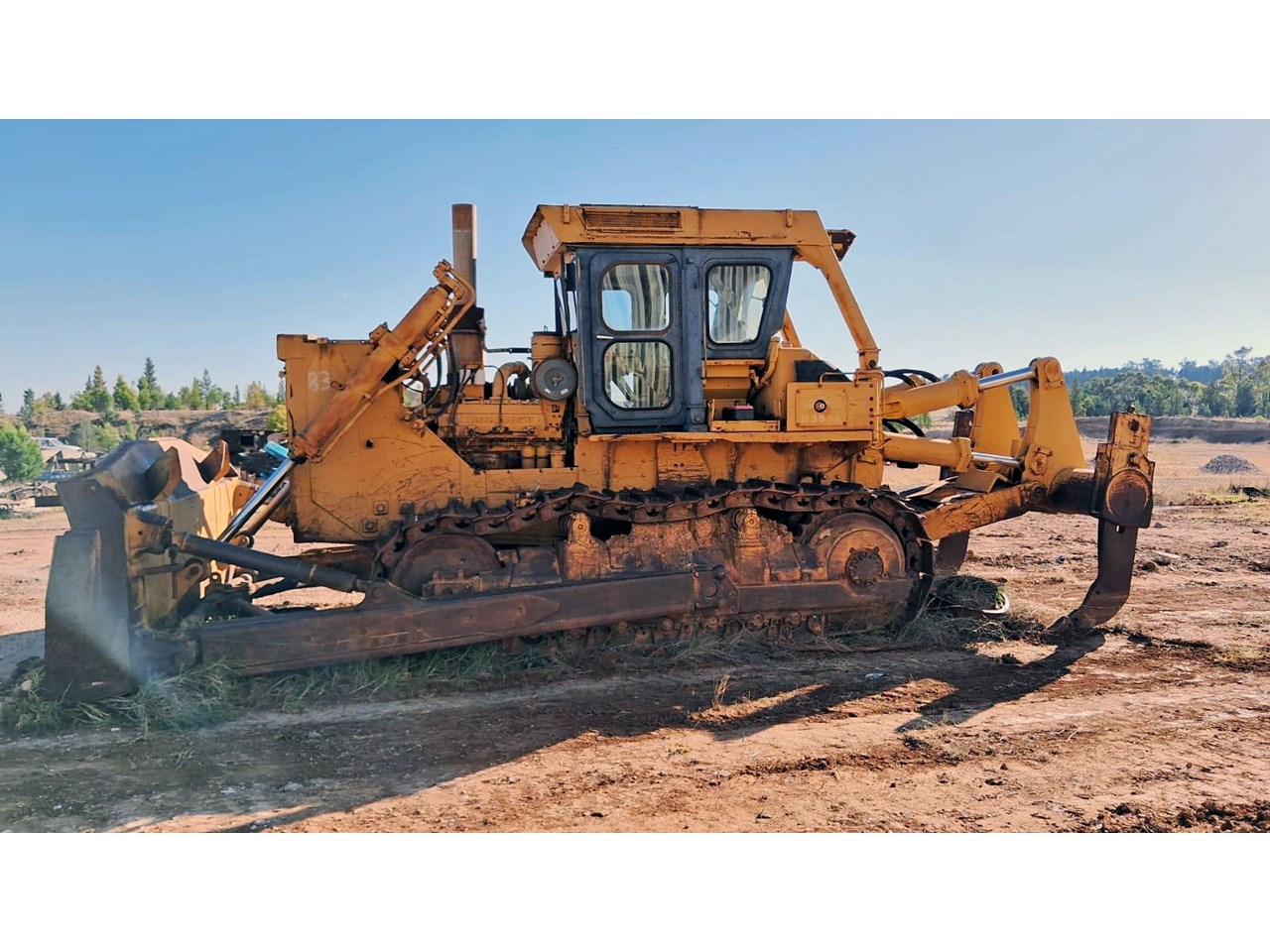 1982 KOMATSU D355A for sale (refcode DIY1217774)