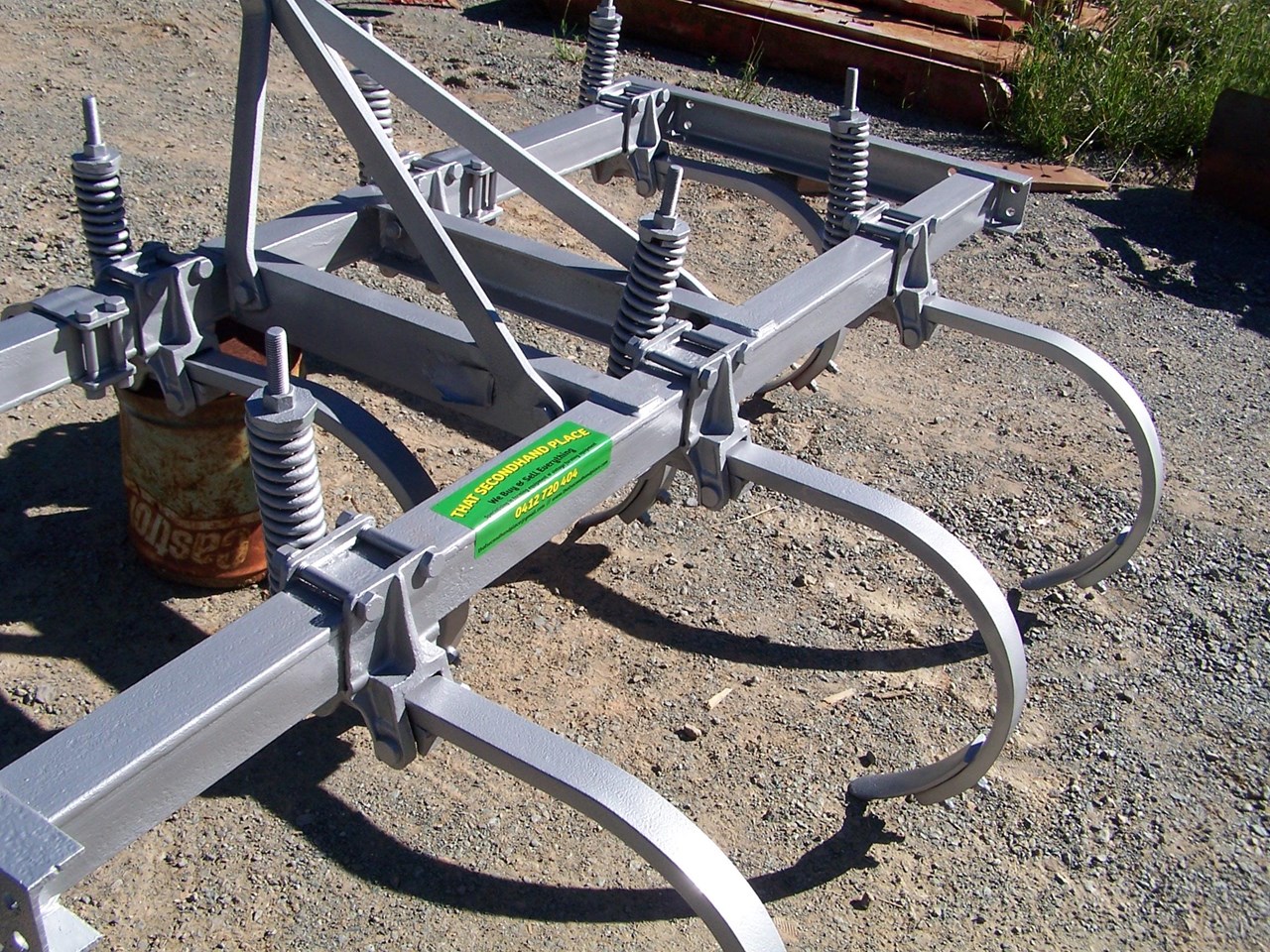 YEOMANS 7 LEG CHISEL PLOUGH for sale (refcode TA1218847)