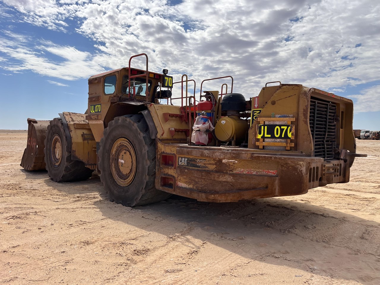 2015 CATERPILLAR R3000H for sale (refcode TA1224667)