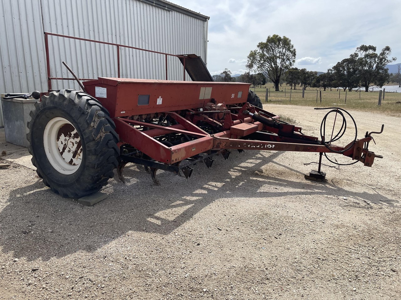 INTERNATIONAL 511 COMBINE for sale (refcode TA1249375)