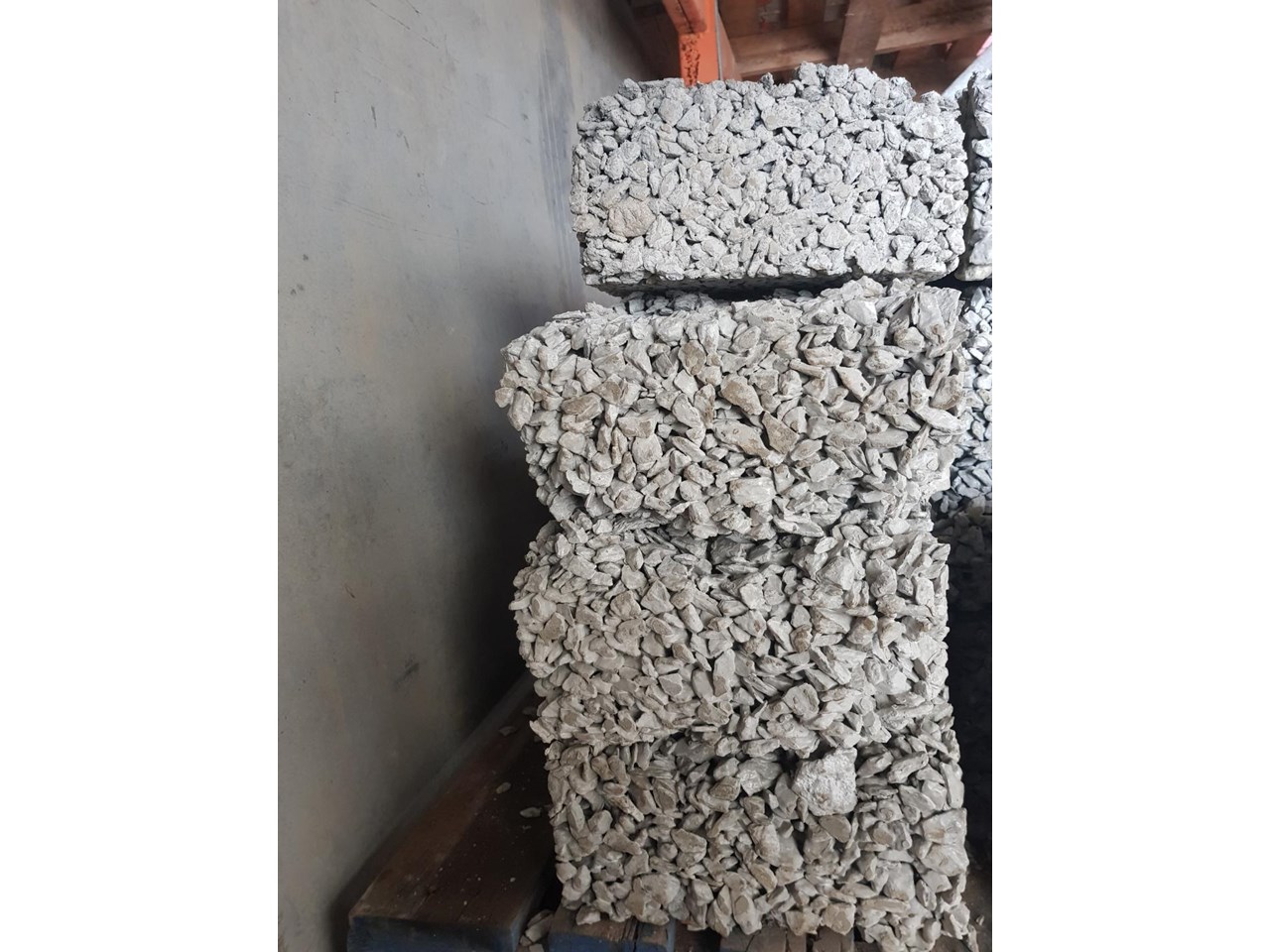 CONCRETE BLOCKS for sale (refcode TA977281)