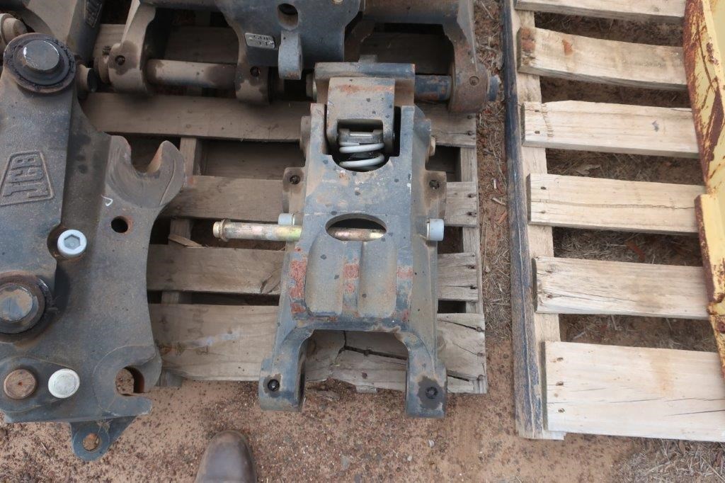 JCB QUICK HITCH for sale (refcode TA1068374)