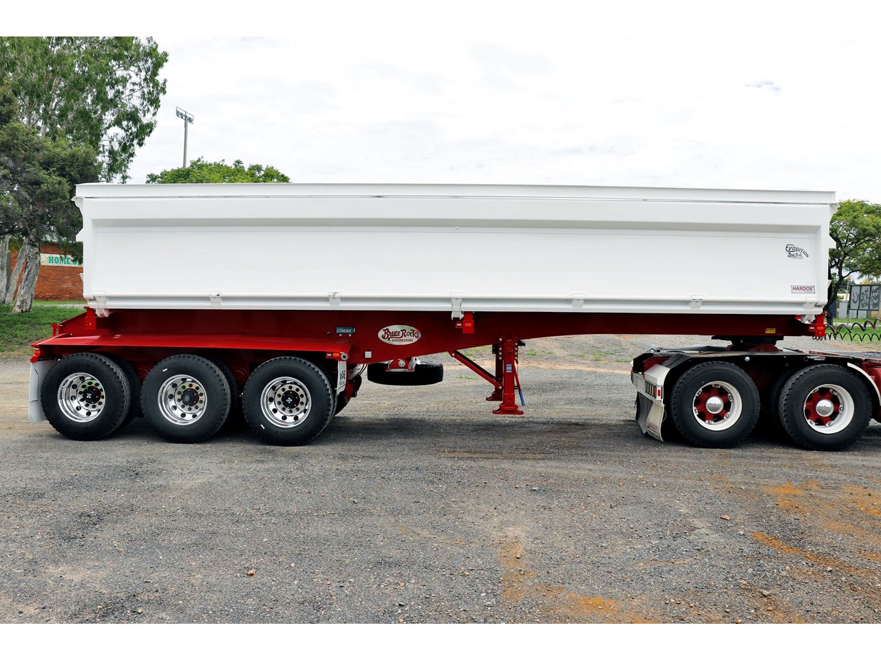 2023 BRUCE ROCK ENGINEERING SIDE TIPPER Evolution for sale