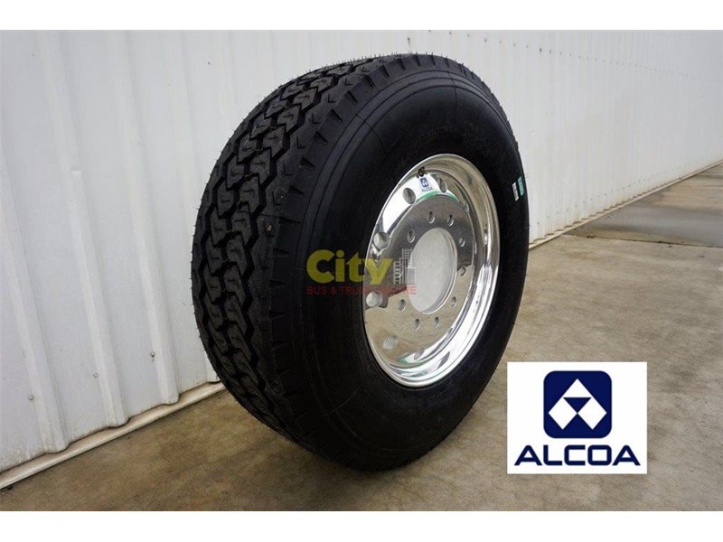 alcoa 385/65r22.5 windpower wgc28 super single tyre on alcoa polished 12.25x22.5 rim 872039 001