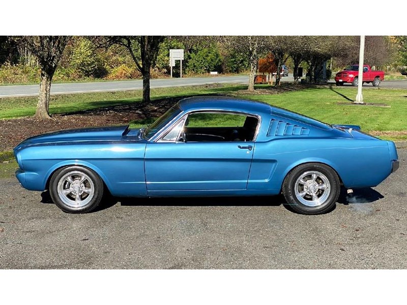 ford mustang 873579 003