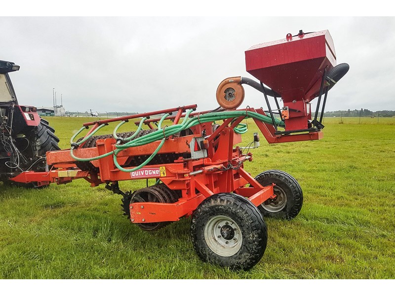 farm chief quivogne rollmot 530 roller airseeder hf wk 874121 002