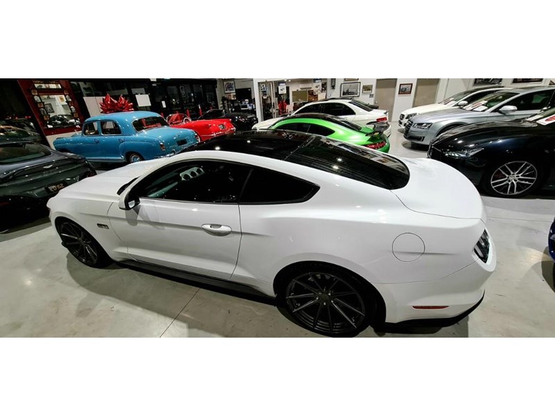 ford mustang 873966 024