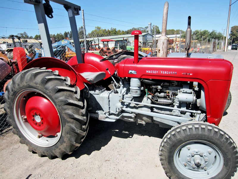 massey ferguson 35x diesel tractor 873674 001