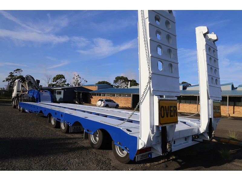 aaa quad axle low loader widener with bi-fold ramps 874812 005