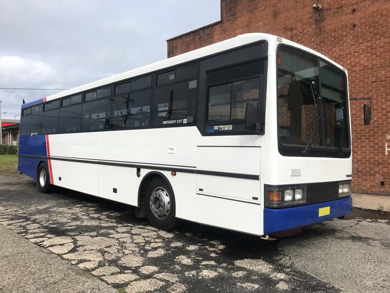volvo b7r bus, 1998 model 876979 002