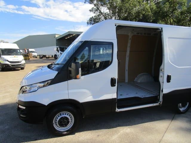 iveco daily 832742 010