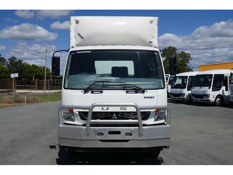 fuso fighter 861685 008