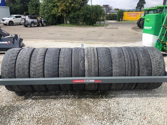 landquip 3m rubber tyre roller 855299 002