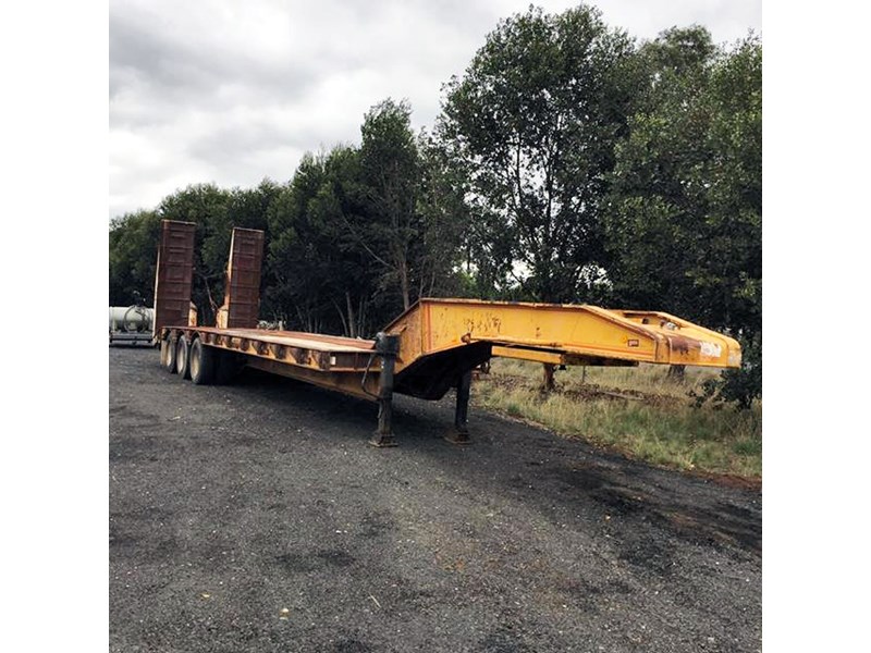 j smith and sons tri low loader 883978 001