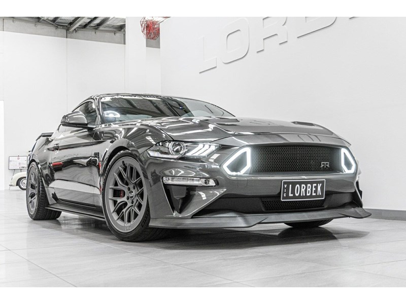 ford mustang 889319 003