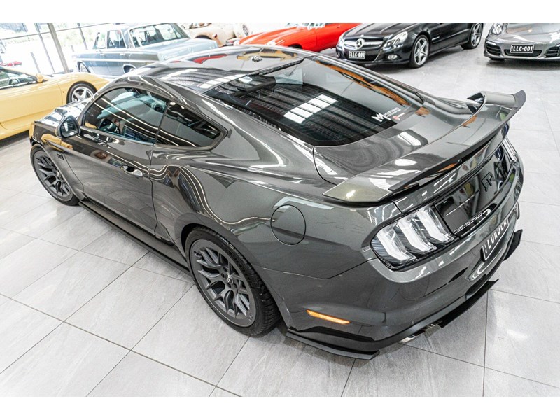 ford mustang 889319 025