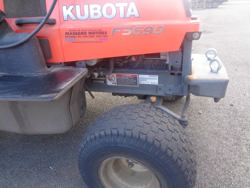 kubota f3690 rear discharge 889726 004