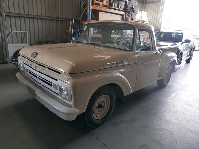 ford f100 891316 002